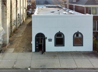 605 Ridge Rd, Buffalo, NY 14218