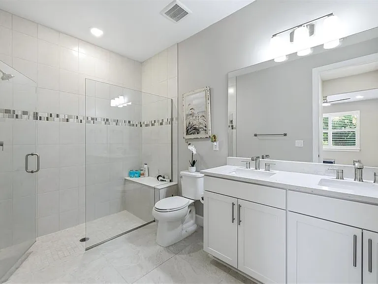 25029 Pearl Lake Cir — Photo 26