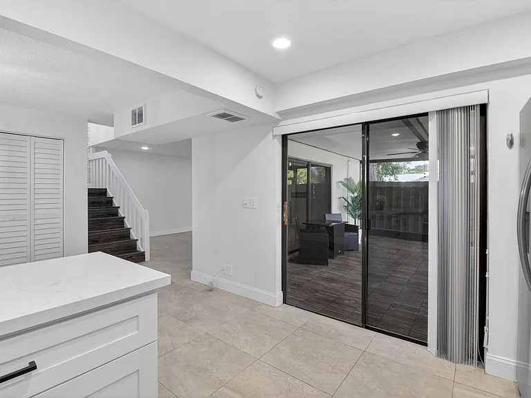 717 NW 29th Ave #B — Photo 16