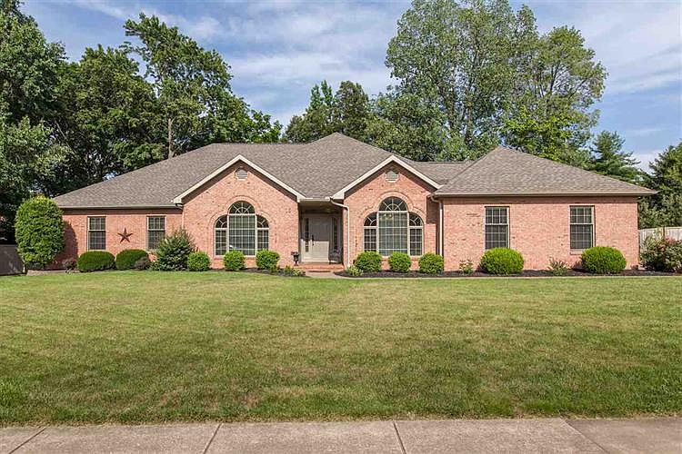 1st image of 3388 Woodview Dr
