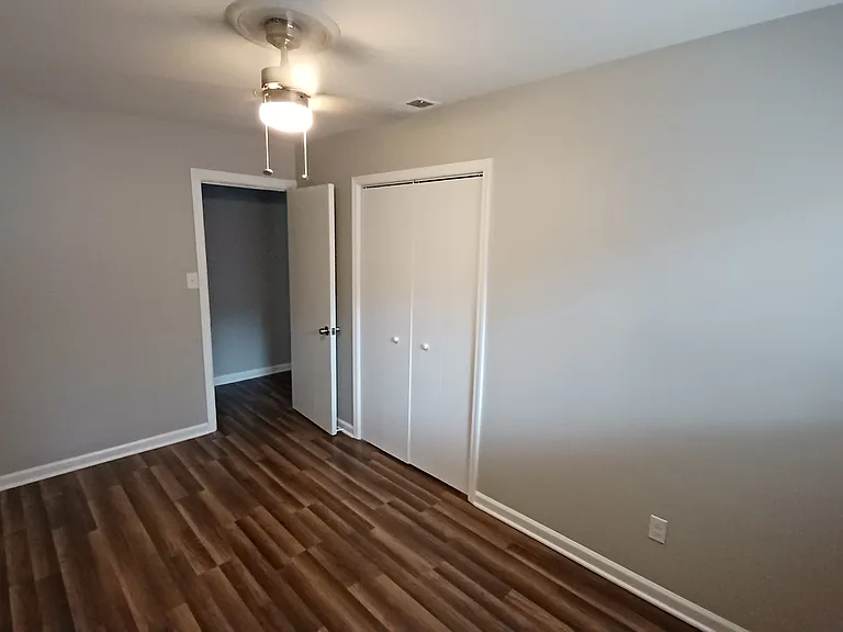 4910 Carvel Ave #4910 — Photo 3