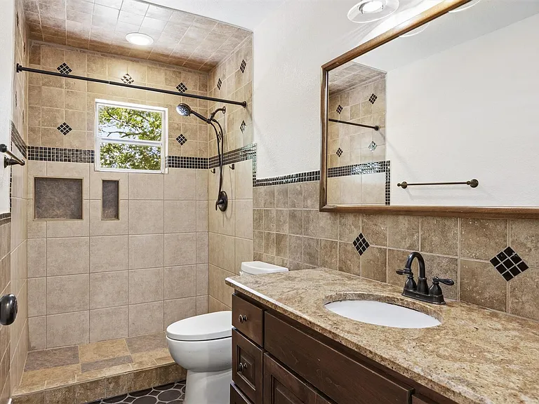 6802 Villita Avenida St — Photo 17