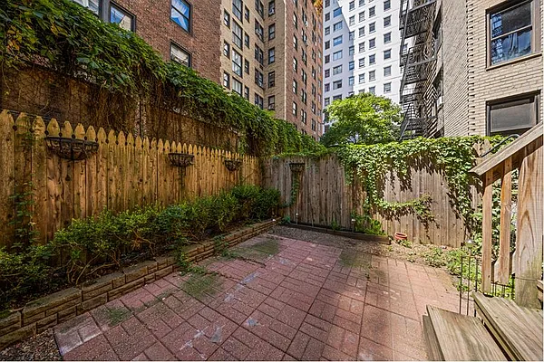 Rented by Douglas Elliman | media 12