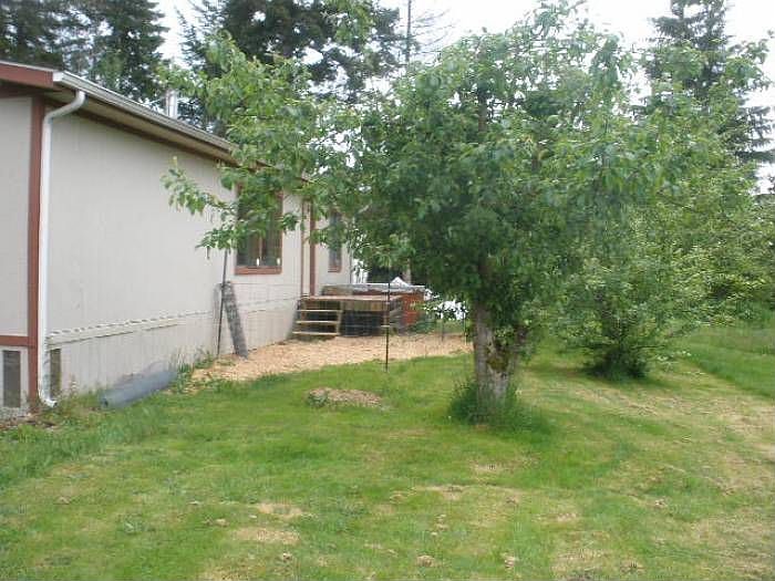 2nd image of 8607 171st Ave SE