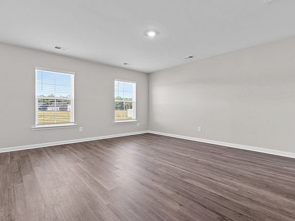 5th image of 107 Jinks St #32