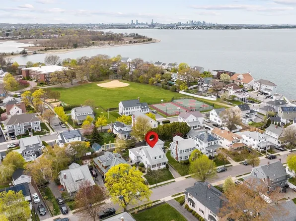 31 Chickatabot Rd, Quincy, MA 02169