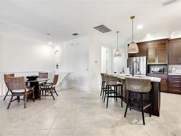 9072 Rialto St #6302 — Photo 6