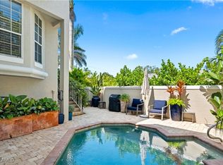 838 9th Ave S, Naples, FL 34102