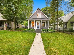 429 Monroe St, Traverse City, MI 49684