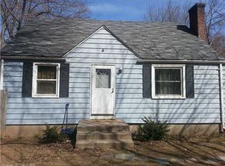 1037 N Worthy St, Windsor, CT 06095