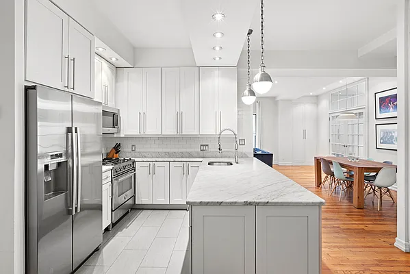 Sold by Nest Seekers International | media 6