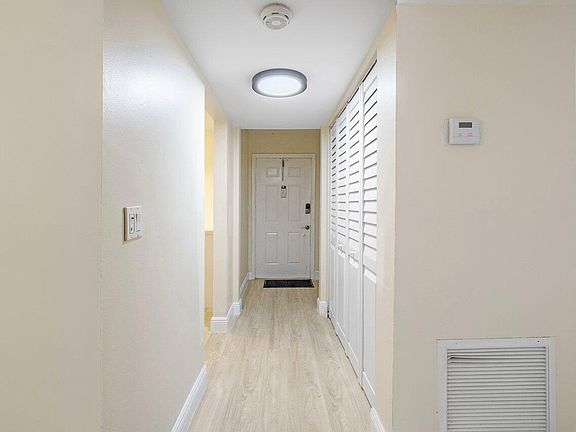5th image of 2900 SW 22nd Avenue #5150