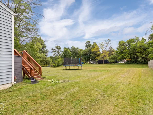 9007 Squire Ct, Indianapolis, IN 46250