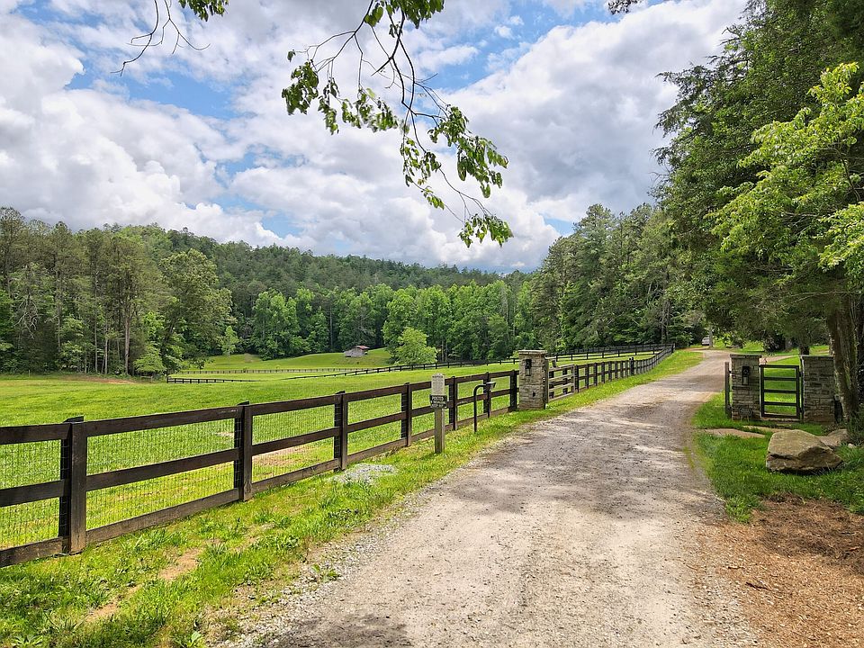 10th image of 3622 Sandy Ford Rd