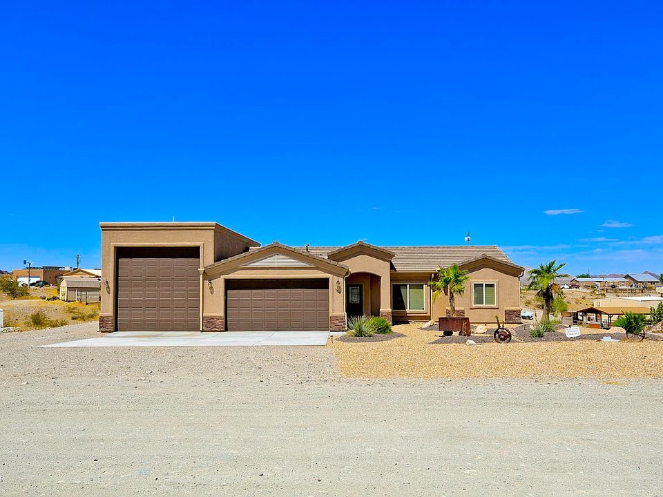 1st image of 7549 No. Rancho Vista Dr.