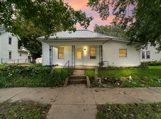 419 4th St, Colo, IA 50056