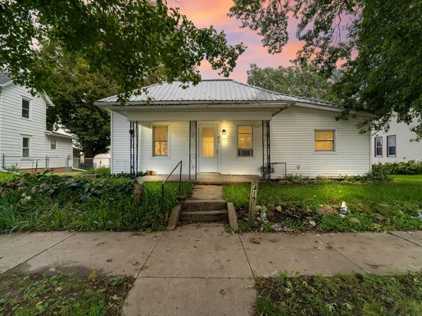 419 4th St, Colo, IA 50056