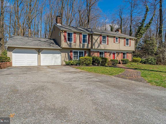 2nd image of 7 McIlvain Dr