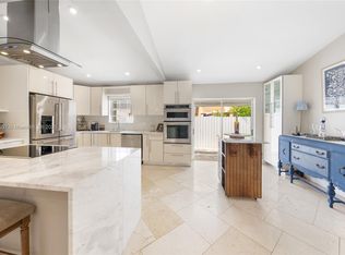 15642 SW 59th St, Miami, FL 33193