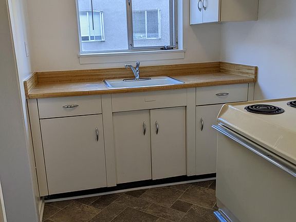 3rd image of 46 W 4th Ave Unit 107