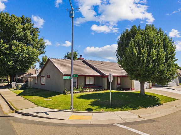 4th image of 601 Crow Creek Dr