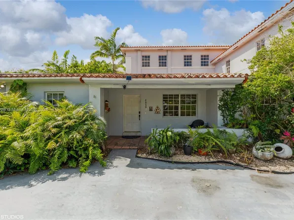 6840 SW 49th St, Miami, FL 33155