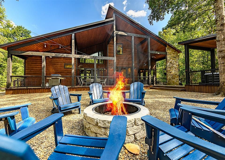 1st image of 65 Rocky Rose Cir