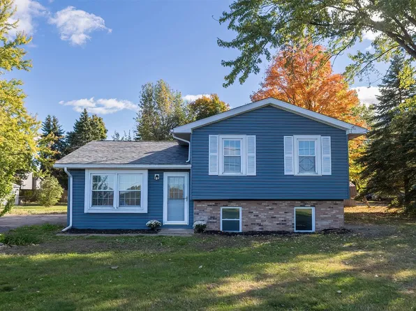 1917 Gay Rd, North East, PA 16428