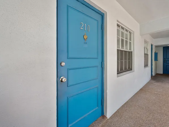 1407 NE 56th Street #210, Fort Lauderdale, FL 33334