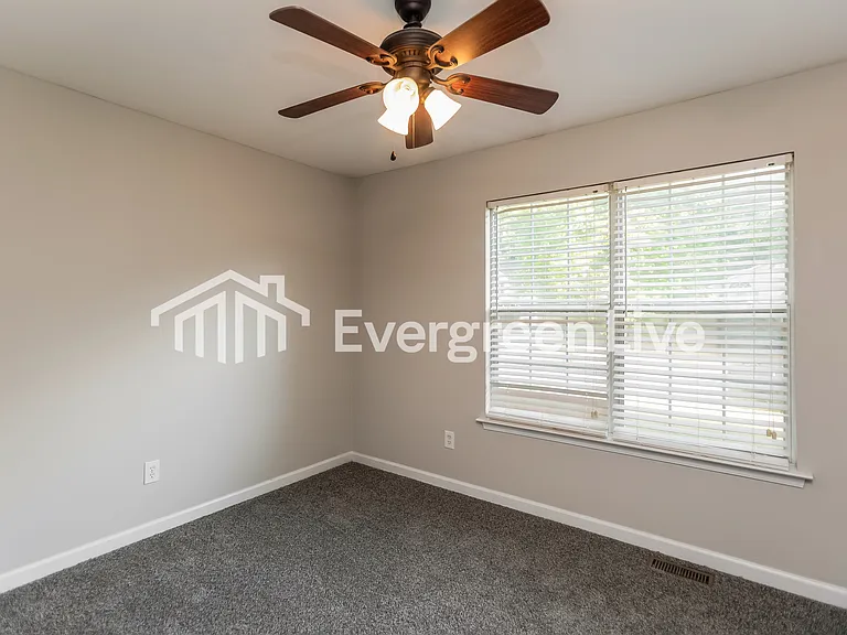 104 Battle Gate Ln — Photo 7