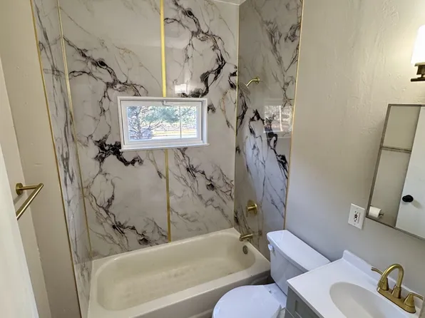 1107 N Martin Luther King Junior Blvd, Tallahassee, FL 32303