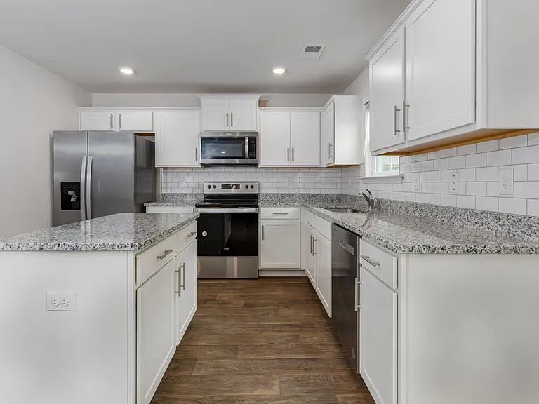 242 Carrington Dr — Photo 15