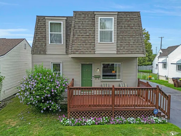 431 Bentley Dr, Monroe, MI 48162