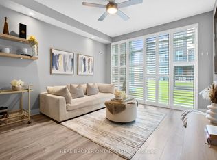 10 E Concord Pl #110, Grimsby, ON L3M 0G6