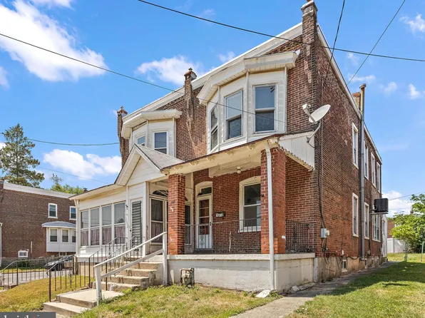 1302 E 9th St, Eddystone, PA 19022