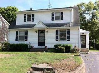 69 Narragansett Ave, Westerly, RI 02891