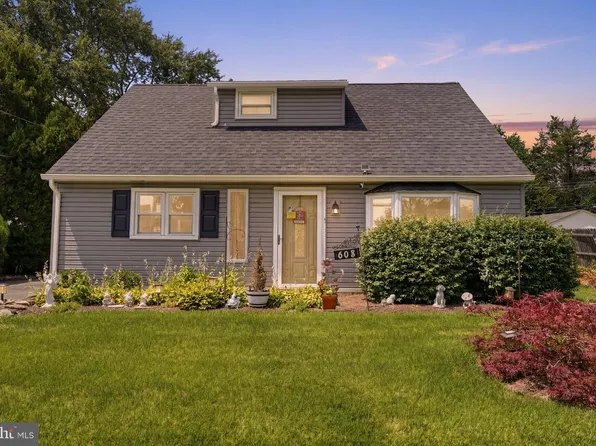 608 Benton Ln, Morrisville, PA 19067