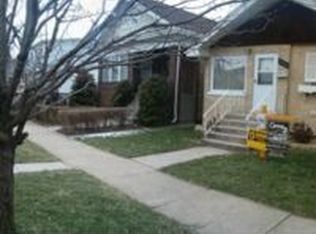 2724 Clarence Ave, Berwyn, IL 60402