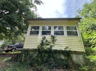 105 Fort Hill Rd, Waverly, TN 37185