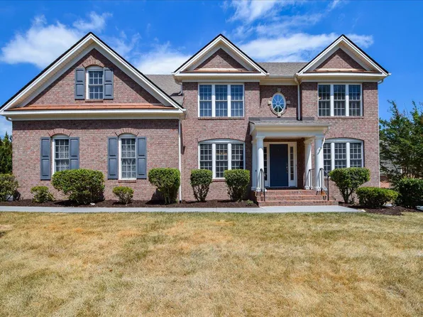 5868 Monet Dr, Roanoke, VA 24018