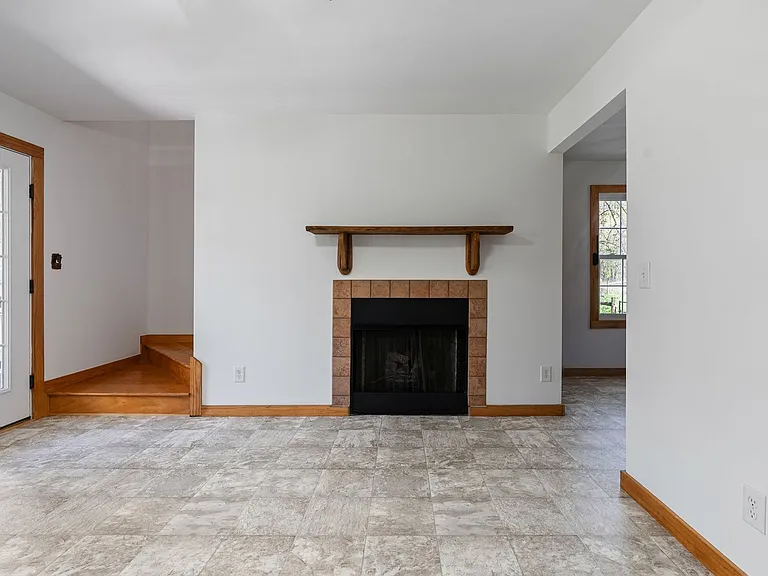 35 Hedgecock Farm — Photo 18