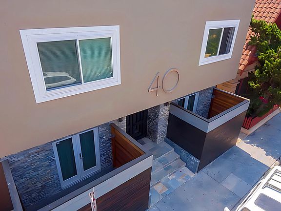 3rd image of 40 Westminster Ave APT 18