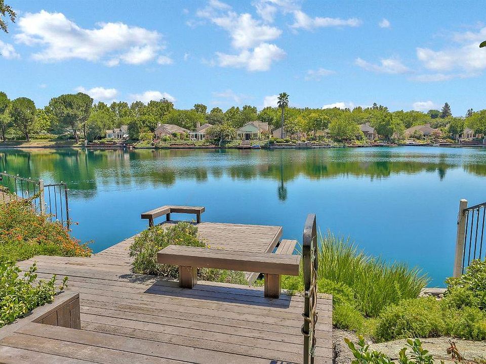 1st image of 4540 Heron Lakes Dr