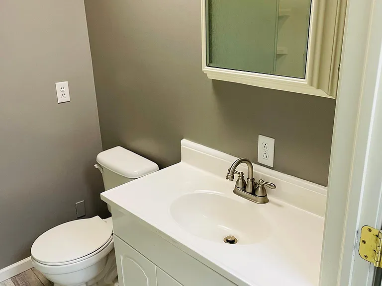 230 2nd St SE — Photo 12