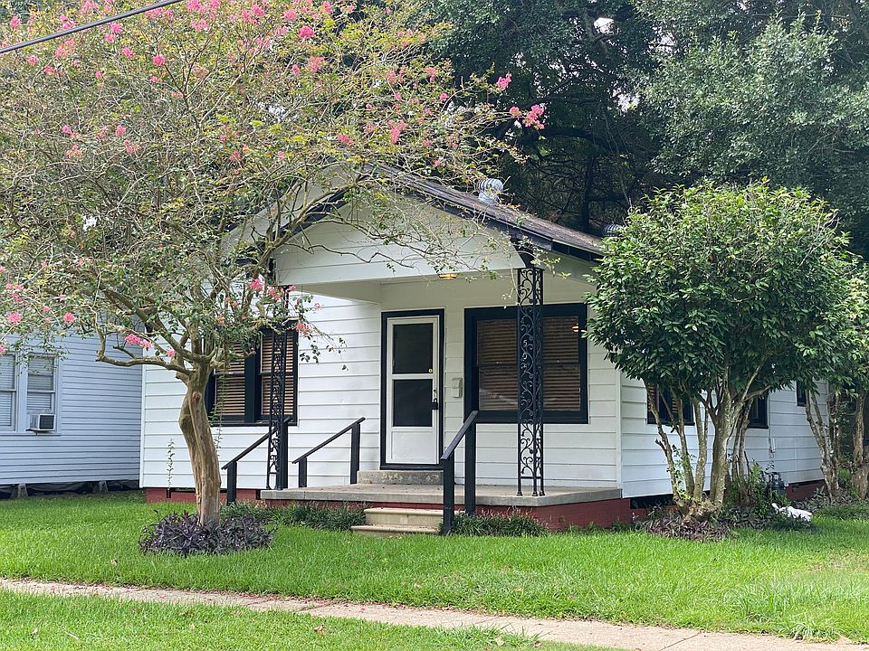 1st image of 505 Cedar Crest Ct