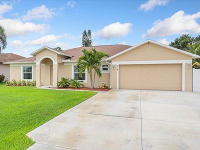 516 SW Crawfish Drive, Port Saint Lucie, FL, 34953