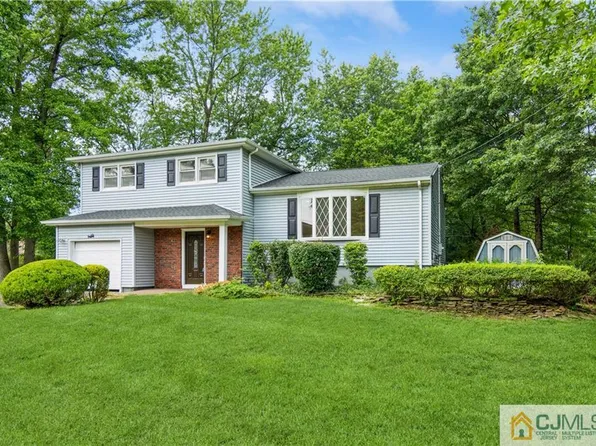 1687 McKinley Ave, North Brunswick, NJ 08902