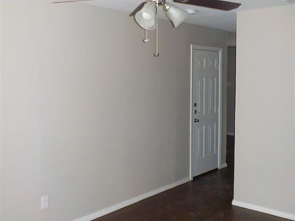 4th image of 13101 Twin Oaks Dr