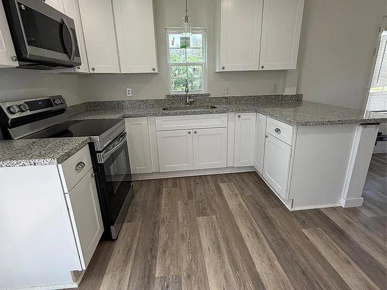 324 E Wilkins St — Photo 9