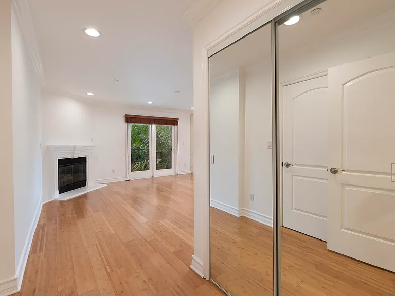 123 S Clark Dr #202 — Photo 10